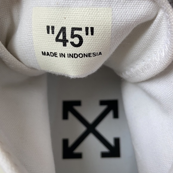 Off-White c/o Virgil Abloh Men’s Mid Top Sneaker - Picture 5 of 6